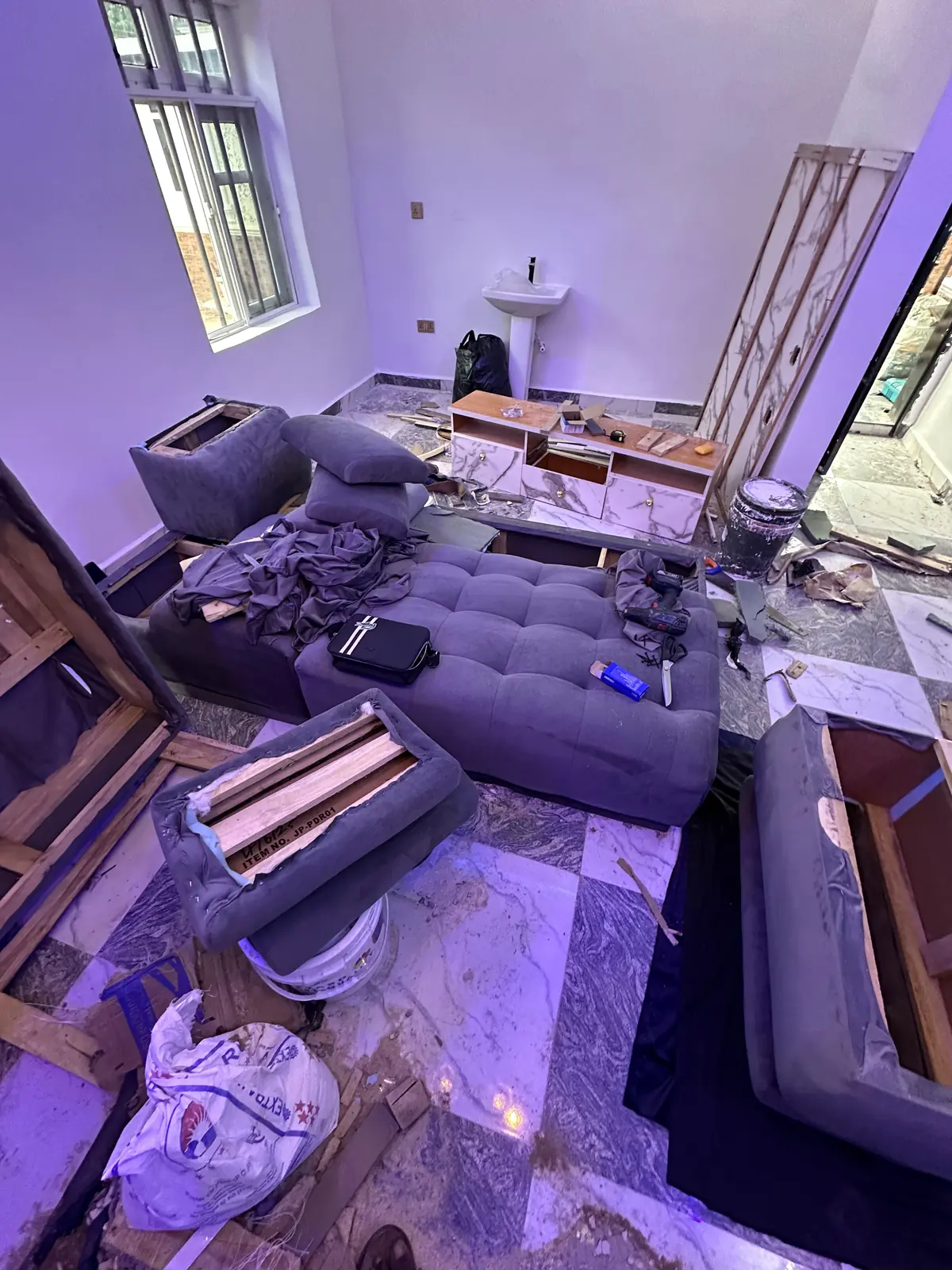 Interior before the Yugoz transformation, view three