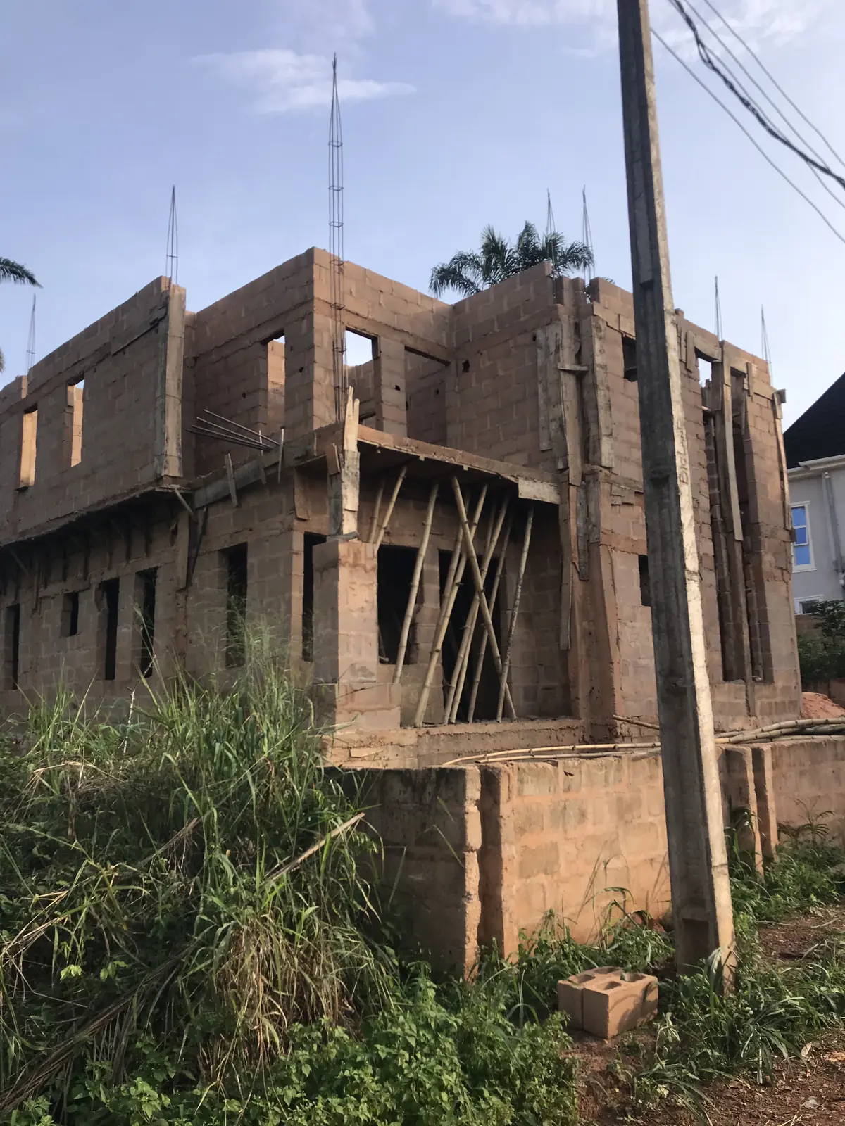 Building condition before Yugoz took over an ongoing construction project