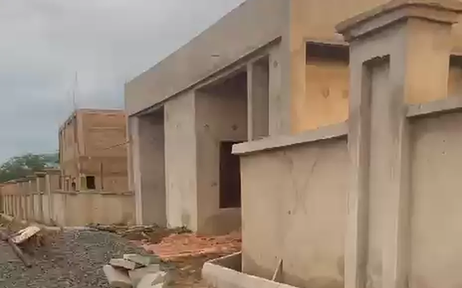 Constructed entrance and perimeter at Akuchinyere Pineleaf Estate